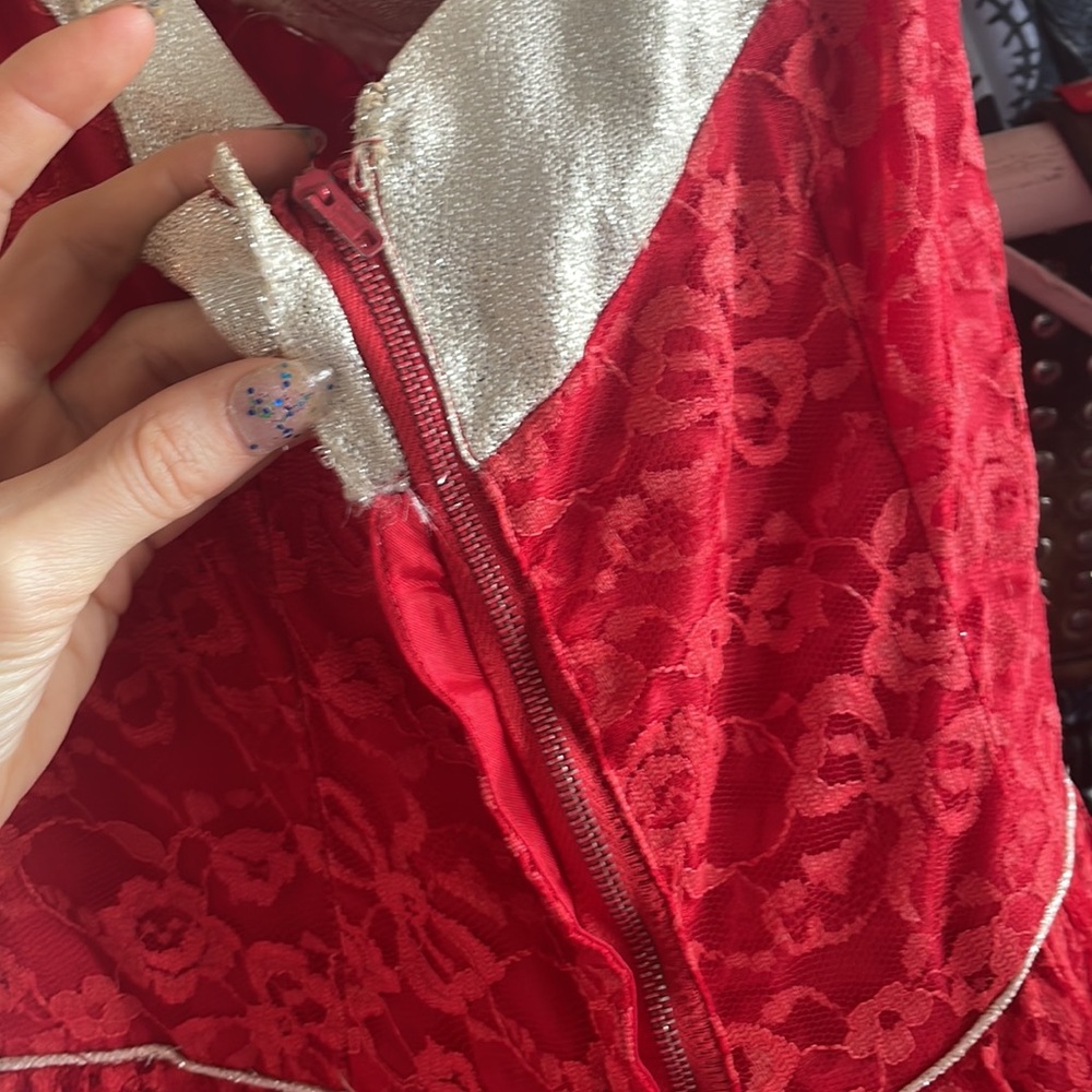 GIFTED 1950’a Vintage Red Southern Belle Ball Gown Red Lace Bows Maxi Dress - Picture 9 of 17